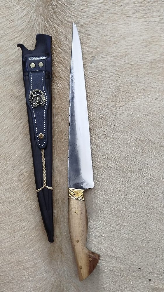 FACA PICANHEIRA COM BAINHA DE COURO