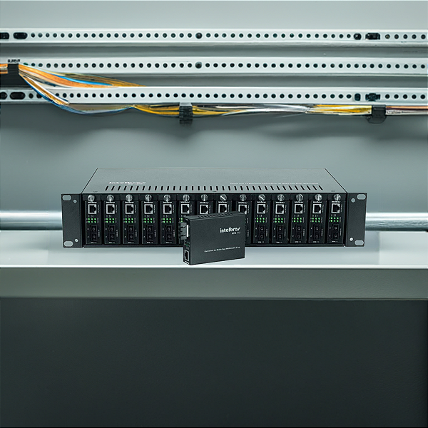 Chassi Rack 19 14 Slots Para Conversores De Mídia Intelbras Kx 14