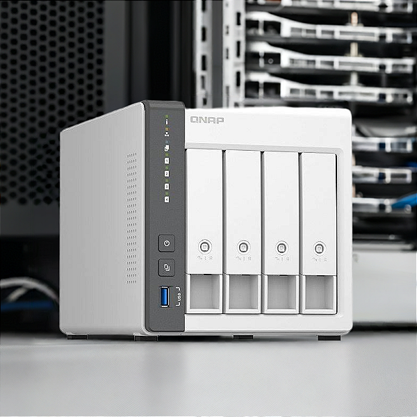 Storage Nas Qnap 4 Baias Arm Cortex-A55 4 Core 4Gb Torre Ts-433-4G-Br