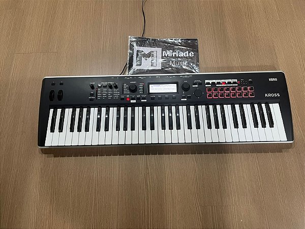 Teclado Korg Kross 2 61 - Produto Seminovo