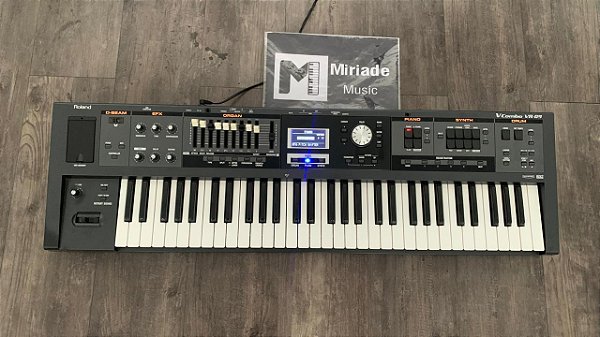 Teclado Roland VR 09 V Combo - Produto Seminovo