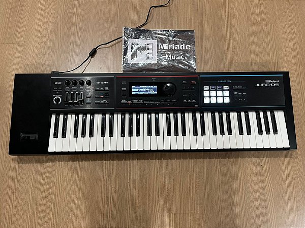 Teclado Roland Juno DS 61 - Produto Seminovo