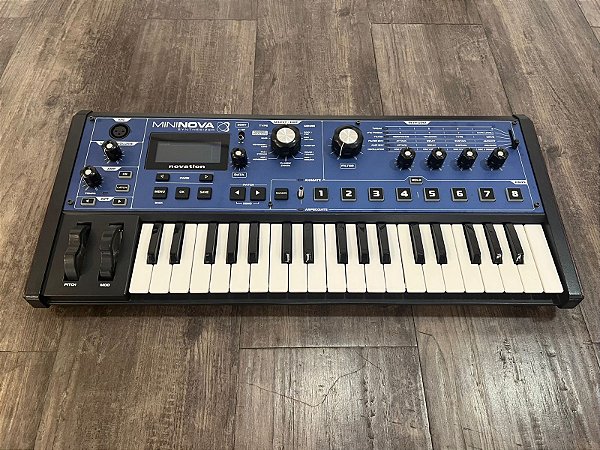 Teclado Sintetizador Novation Mininova - Produto Usado