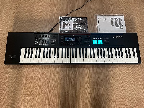 Teclado Sintetizador Roland Juno DS 76 + Manuais - Produto Seminivo