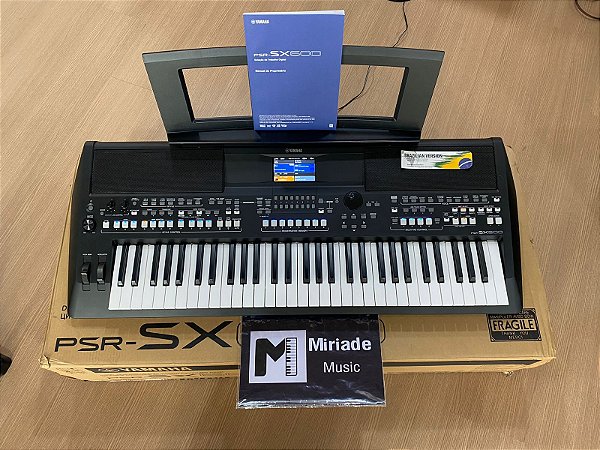 Teclado Arranjador Yamaha PSR SX 600 - Produto Novo Show Room