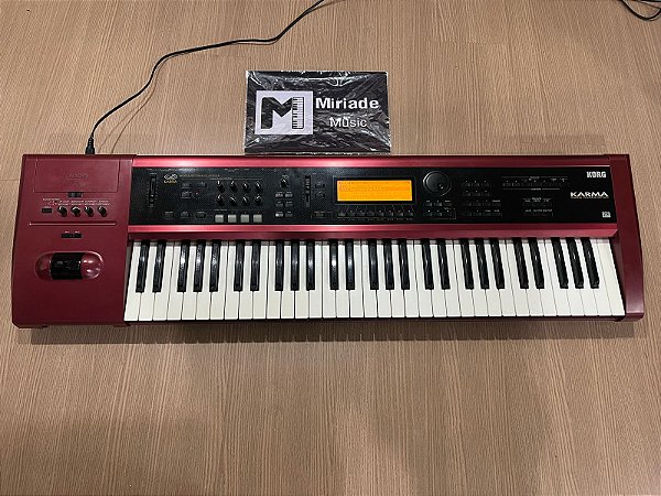 Teclado Workstation Korg Karma + EXB PCM 08 - Teclado Seminovo