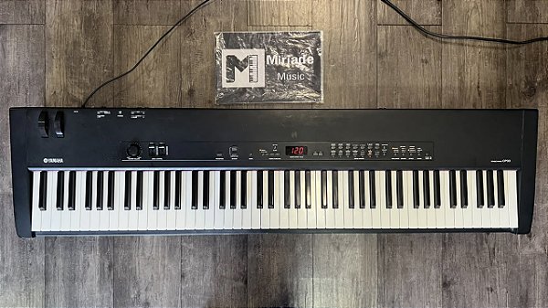Piano Stage Yamaha CP 33 - Produto Usado