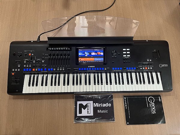 Teclado Arranjador Yamaha Genos 1 + Porta Partituras e Manual -  Produto Seminovo