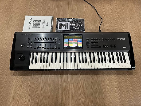 Teclado Workstation Korg Kronos Classic 61 + Manuais - Produto Usado