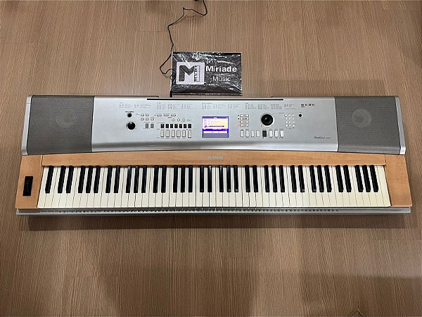 Teclado Yamaha DGX 620 - Produto Usadp