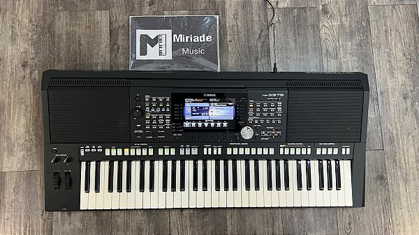 Teclado Arranjador Profissional Yamaha PSR S 975 - Produto Seminovo