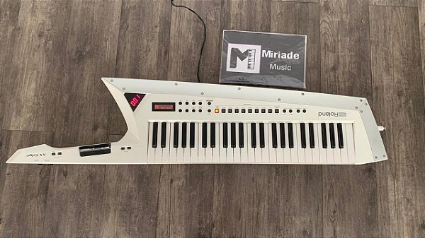 Sintetizador Keytar Roland AX Edge Branco - Produto Seminovo