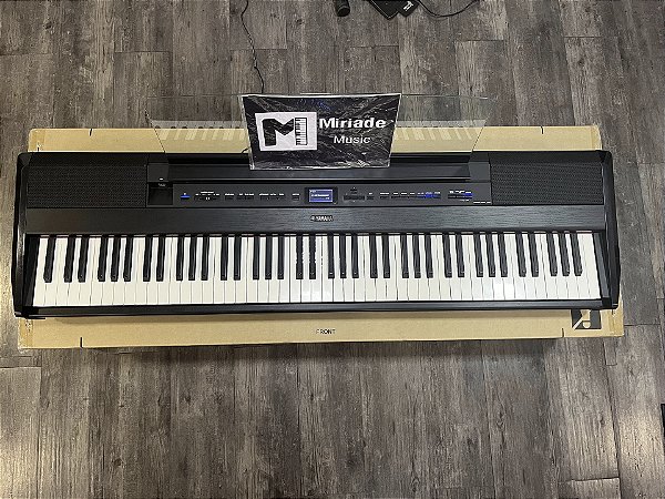 Piano Digital Profissional Yamaha P 515 Preto + Caixa e Pedal Sustain - Produto Seminovo