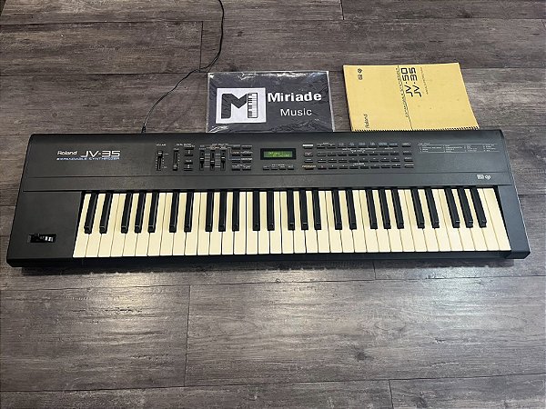 Teclado Sintetizador Roland JV 35 - Produto Usado