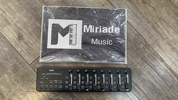 Controlador MIDI USB Korg nanoKONTROL 2 - Produto Seminovo