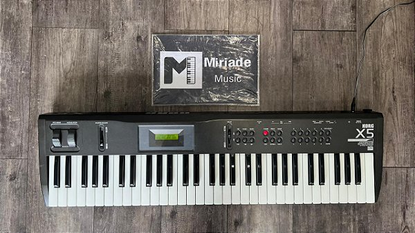 Teclado Sintetizador Digital Korg X5 - Produto Seminovo