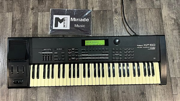 Teclado Sintetizador Roland XP 60 - Produto Usado