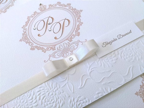 Convites de casamento com relevo seco