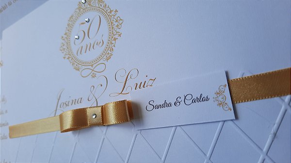 Convites de bodas com relevo seco
