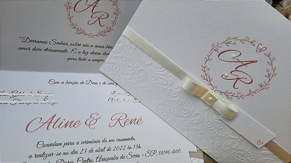 Convites de casamento com relevo seco