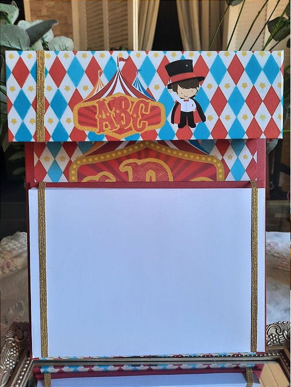 Lembrancinha risque e rabisque de luxo