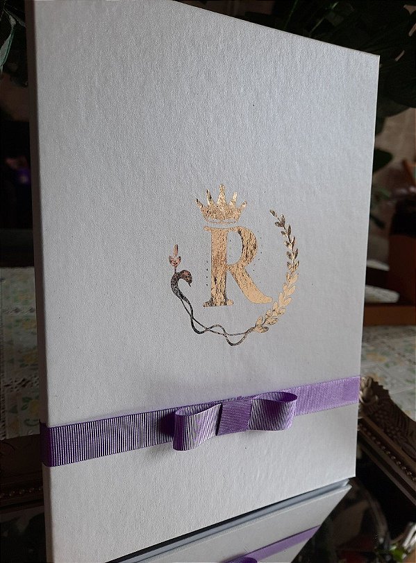 Convite capa dura luxo princesa