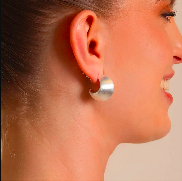 BRINCO ARGOLA EVERYDAY WIDE SILVER/FOSCO