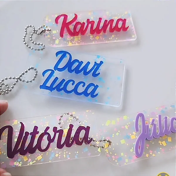 Tag Personalizada para Mochila Escolar em Acrílico – Kit Identificador Infantil | LevCut Decor