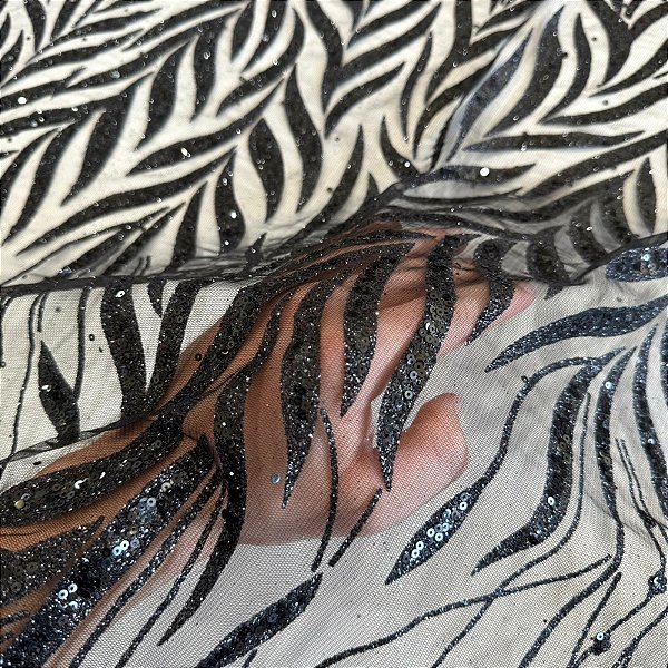 TECIDO TULE COM GLITTER FOLHAS | 1,45m | Preto