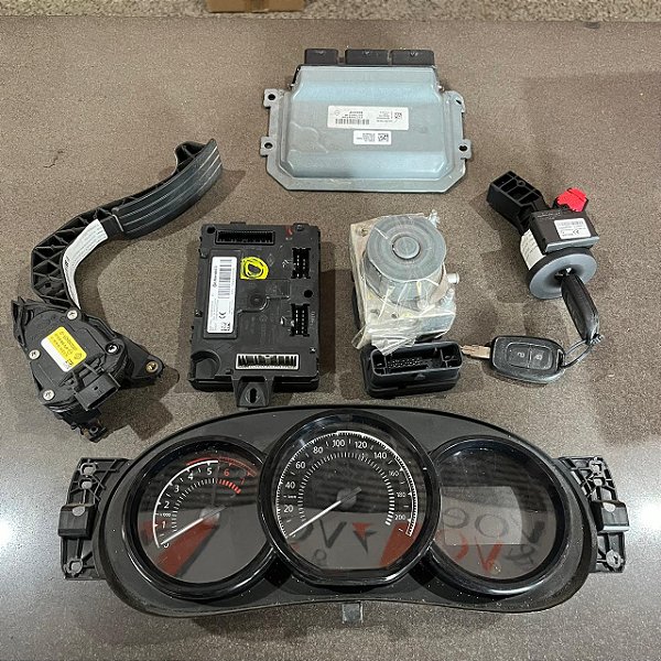 KIT CODE MÓDULO RENAULT DUSTER SCE 1.6 16V 120CV 2017 MANUAL