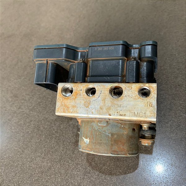 MÓDULO ABS FIAT UNO  WAY 1.4 8V 2014 CODIGO FIAT 51943981