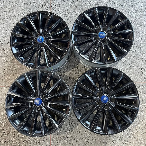 RODAS FORD FOCUS TITANIUM 2016 ARO 17