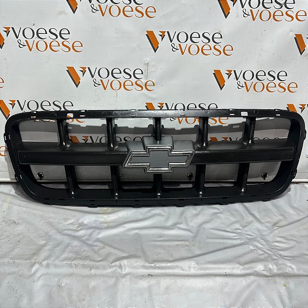 GRADE DIANTEIRA CHEVROLET S10 BLAZER 2001 A 2005 ORIGINAL CODIGO GM 93286748 ( SEM O FRISO )