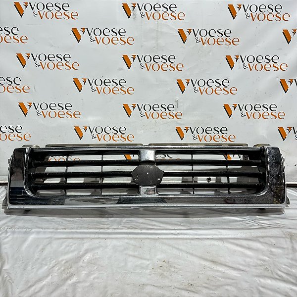GRADE DIANTEIRA TOYOTA HILUX 1996 CODIGO TOYOTA 5310035410 ( COM DETALHES )