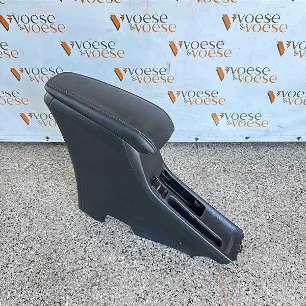 CONSOLE CENTRAL C/ APOIO DE BRAÇO TOYOTA YARIS XLS 2020 CÂMBIO AUTOMATICO