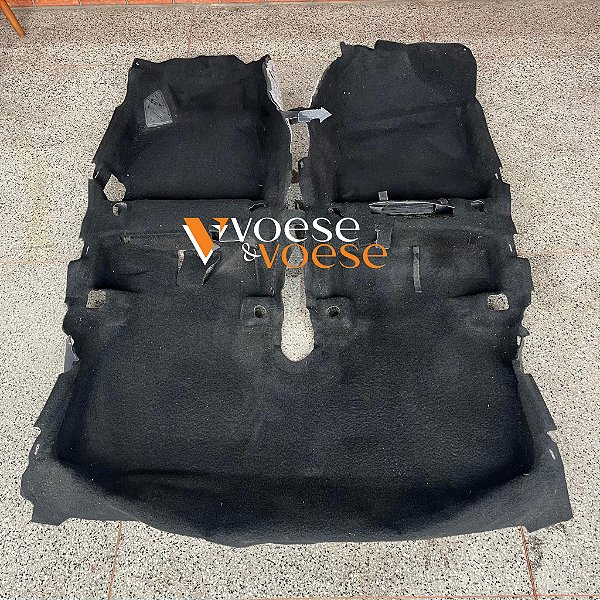 CARPETE ASSOALHO TOYOTA YARIS XLS 2020 COR PRETO