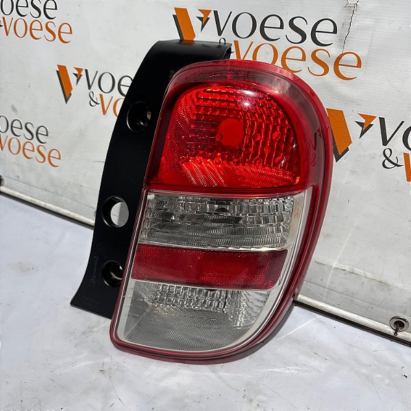 LANTERNA TRASEIRA DIREITA NISSAN MARCH 2014 ORIGINAL CODIGO NISSAN 265501HL0A