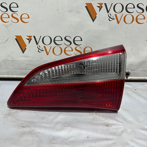 LANTERNA TAMPA TRASEIRA DIREITA HYUNDAI HB20 2014 ORIGINAL CODIGO HYUNDAI 924041S000