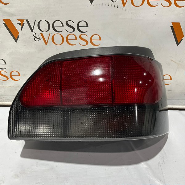 LANTERNA TRASEIRA DIREITA RENAULT CLIO 1996 1999 ORIGINAL