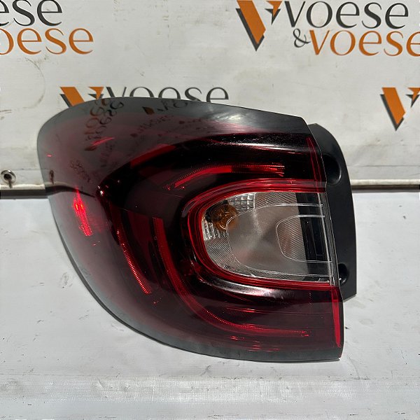 LANTERNA TRASEIRA ESQUERDA RENAULT CAPTUR 2019 ORIGINAL CODIGO RENAULT 265557849R ( POSSUI AVARIAS )