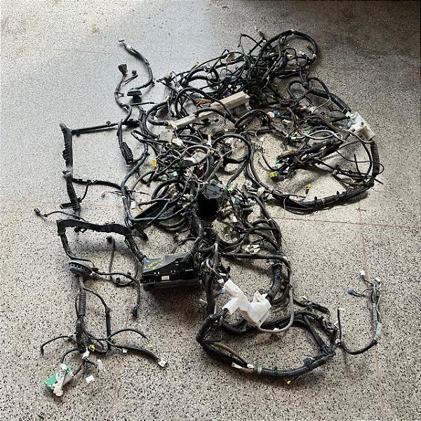 CAIXA FUSÍVEL COM CHICOTE HONDA CIVIC EXL 2.0 2021 AUTOMATICO CODIGO HONDA 32107TEMM200 32155TEMM400 ( CHICOTE CARROCERIA )