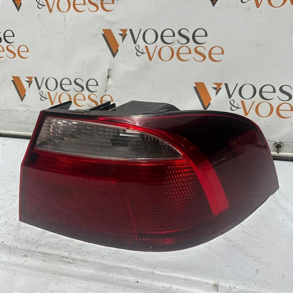 LANTERNA TRASEIRA DIREITA VW VOYAGE G6 2012 ORIGINAL CODIGO VALEO 945096Q