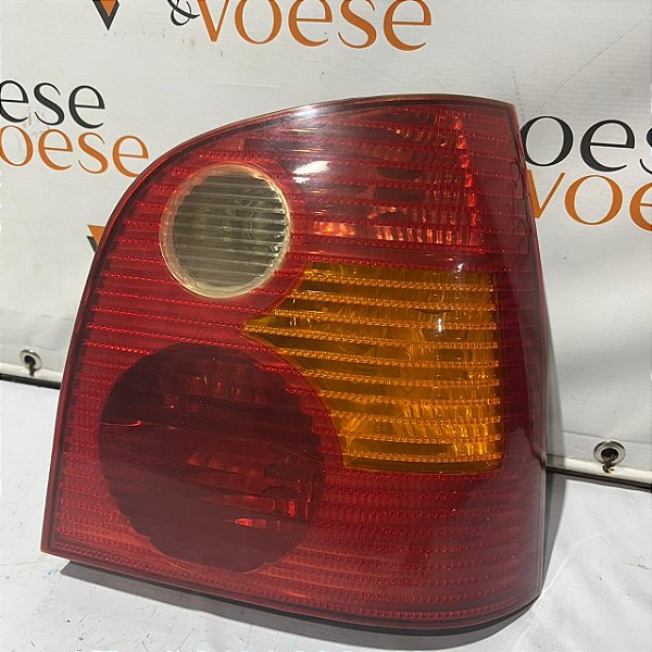 LANTERNA TRASEIRA DIREITA VW POLO 2003