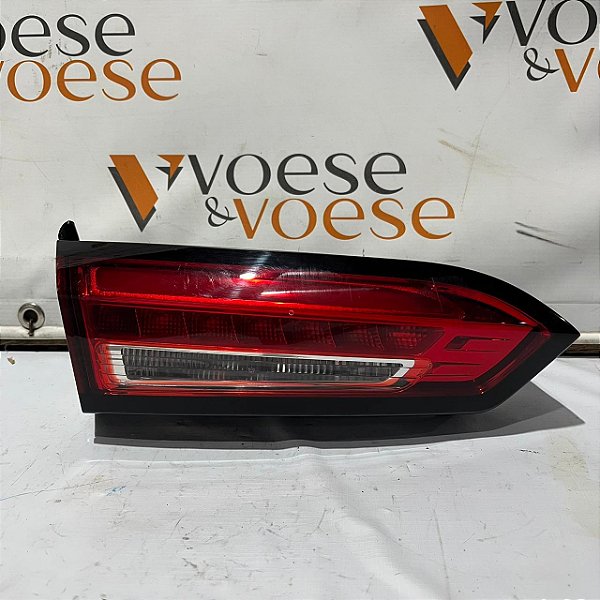 LANTERNA TAMPA TRASEIRA ESQUERDA FIAT CRONOS 2019 ORIGINAL CODIGO FIAT 14718041