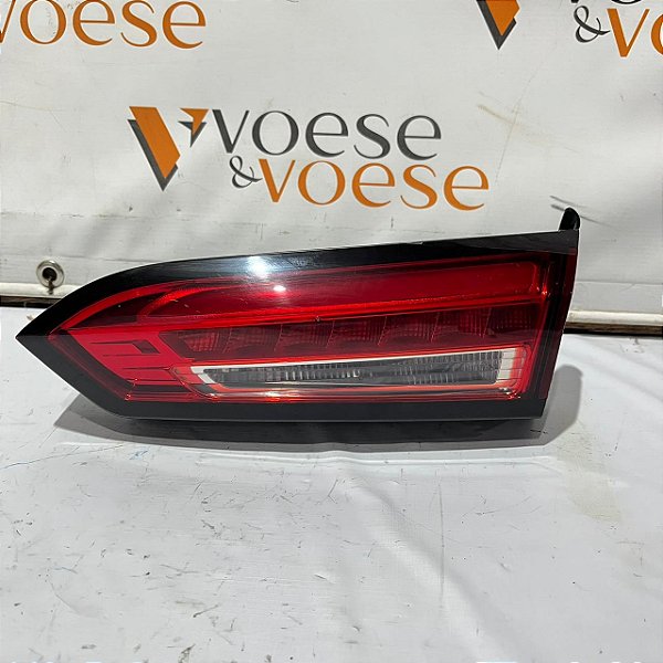 LANTERNA TAMPA TRASEIRA DIREITA FIAT CRONOS 2020 ORIGINAL CODIGO FIAT 14718041