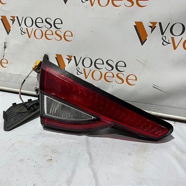 LANTERNA TAMPA TRASEIRA ESQUERDA FIAT ARGO 2021 ORIGINAL FIAT 49450748