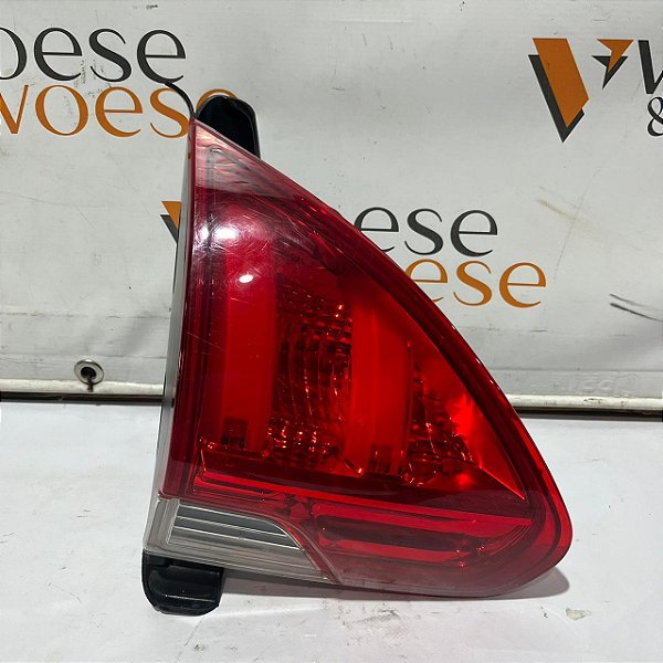 LANTERNA TAMPA TRASEIRA ESQUERDA PEUGEOT 2008 2017 ORIGINAL CODIGO PEUGEOT 9808127680