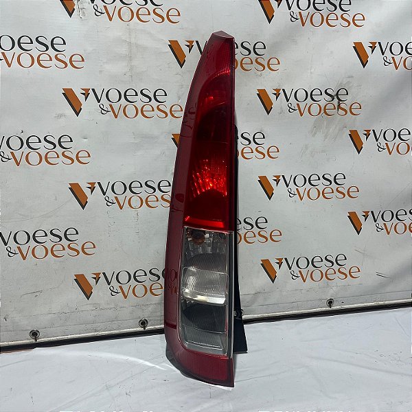 LANTERNA TRASEIRA ESQUERDA FORD FIESTA HATCH 2009 CODIGO FORD 7S6513A603AB
