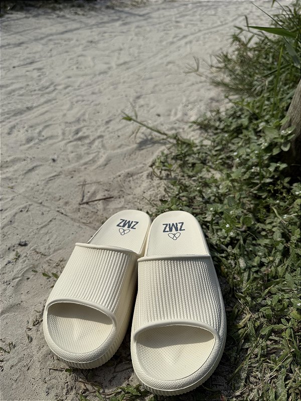 CHINELO SLIDE OFF WHITE ZMZ