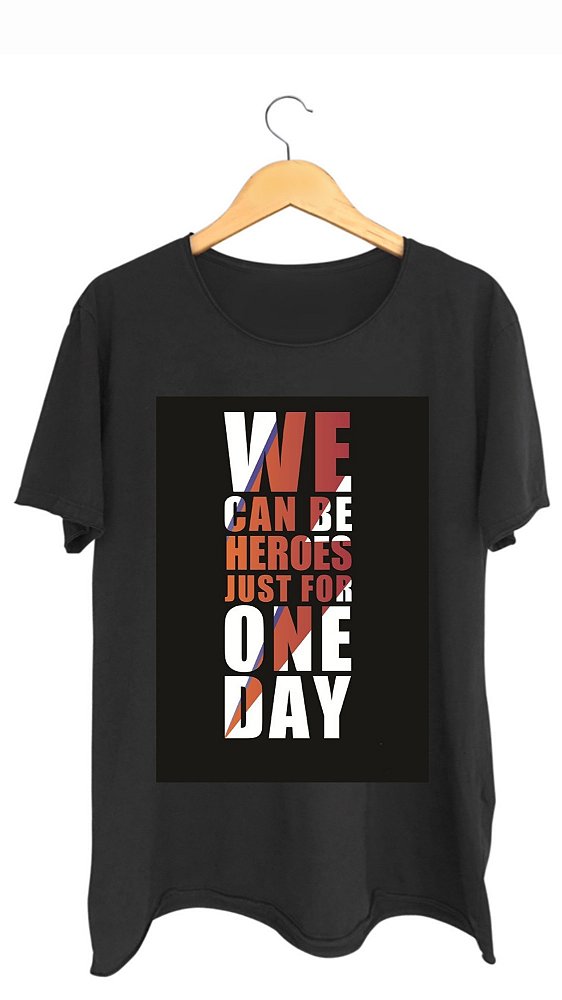 Camiseta HEROES - 100% algodão corte a fio preta